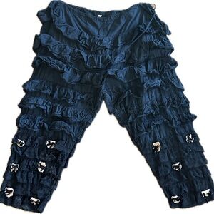 EUC Magnolia Pearl Annie Oakley Bloomers